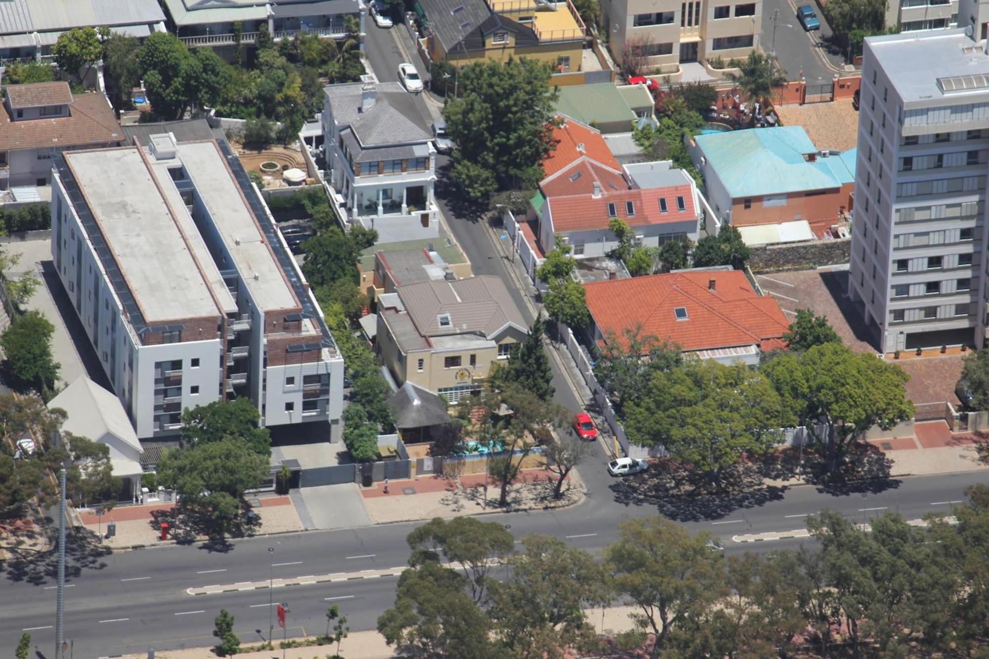 A Sunflower Stop Backpackers Hostel Cape Town Bagian luar foto