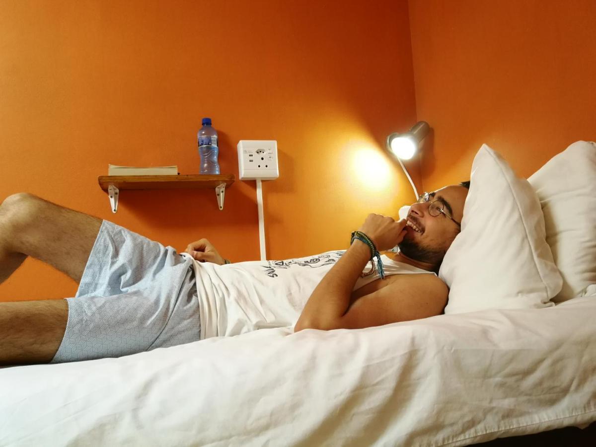 A Sunflower Stop Backpackers Cape Town Bagian luar foto